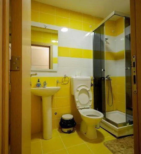 Fenix Flat Апартаменти *